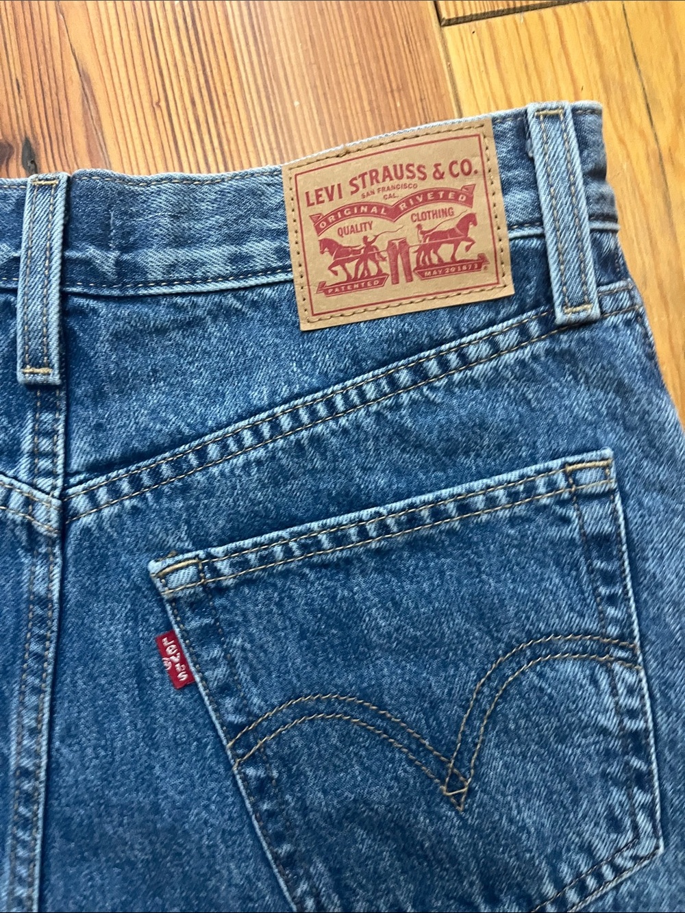 High waisted mom shorts size 27 - Picture 5 of 5